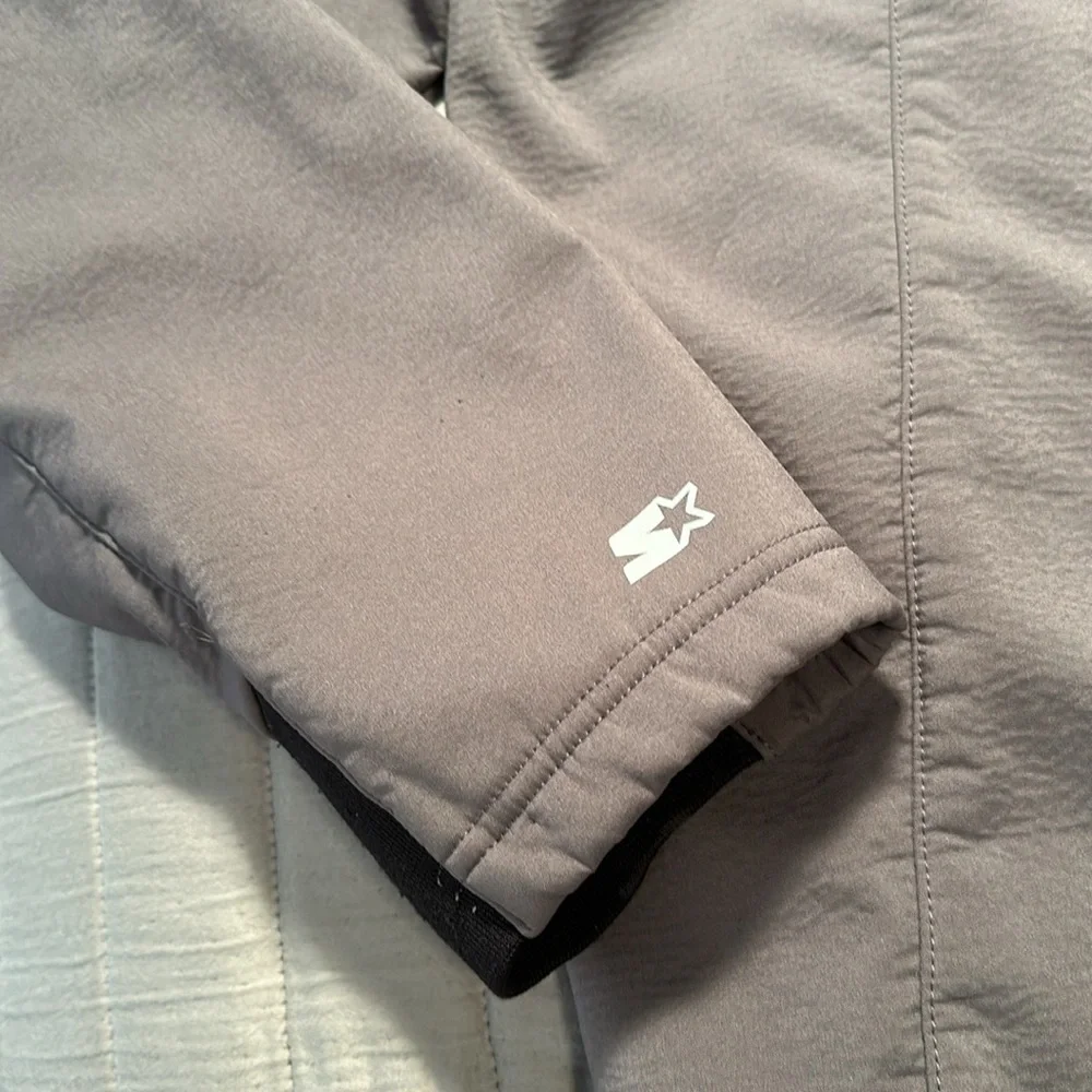 Zine zip front mid-weight coat, size large